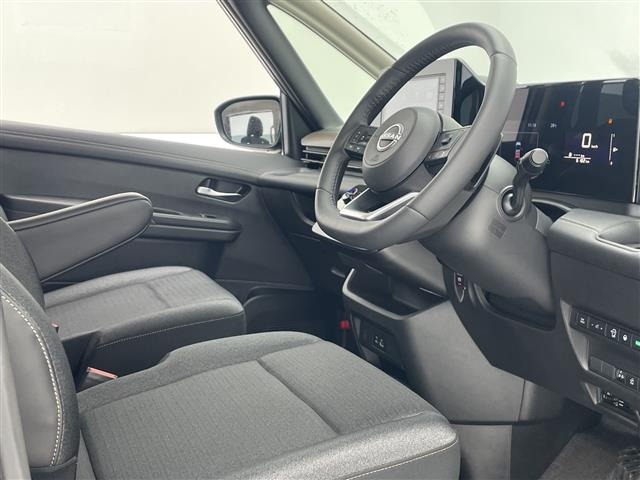 Nissan SERENA 2025 8283248-13