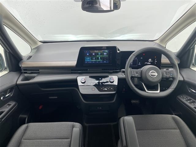 Nissan SERENA 2025 8283248-16