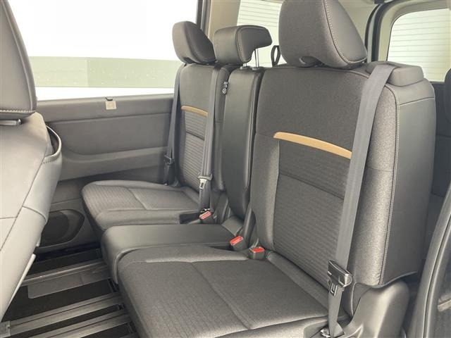 Nissan SERENA 2025 8283248-6