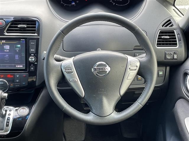 Nissan SERENA 2016 8283300-11