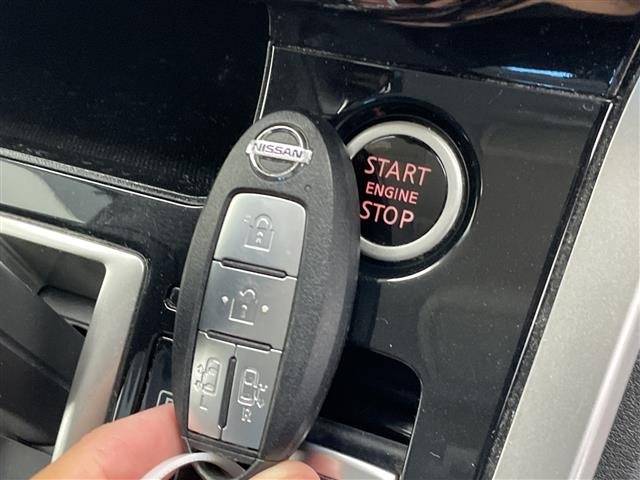 Nissan SERENA 2017 8283542-8