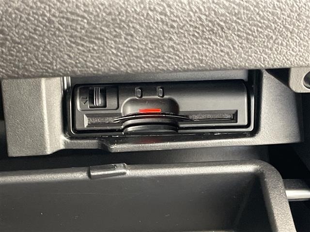 Nissan SERENA 2017 8283542-9