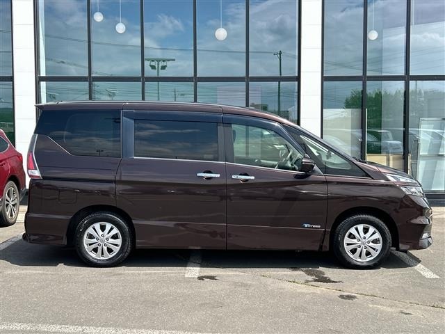 Nissan SERENA 2017 8283686-21