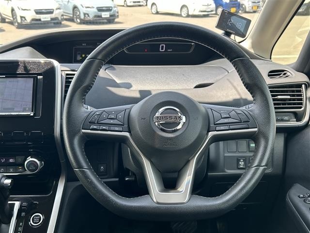 Nissan SERENA 2017 8283686-7