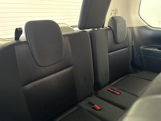 Nissan SERENA 2017 8283736-1