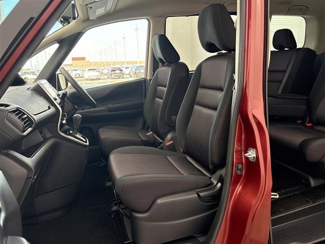 Nissan SERENA 2017 8283736-3