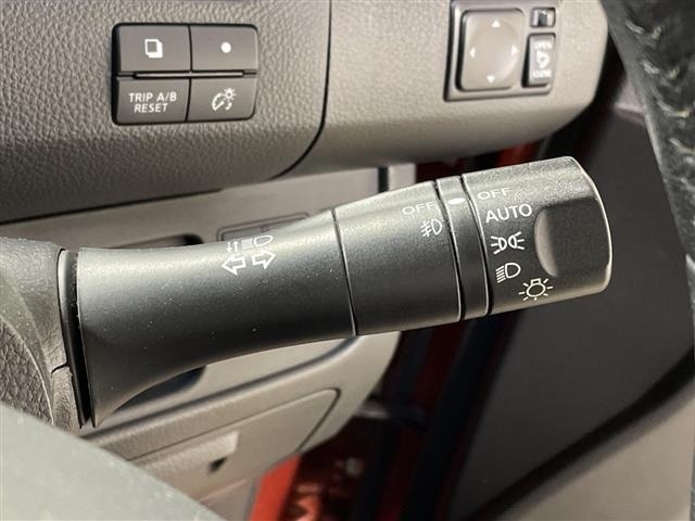 Nissan SERENA 2015 8283802-22