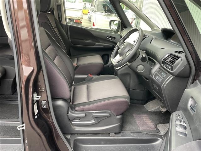 Nissan SERENA 2017 8283829-5