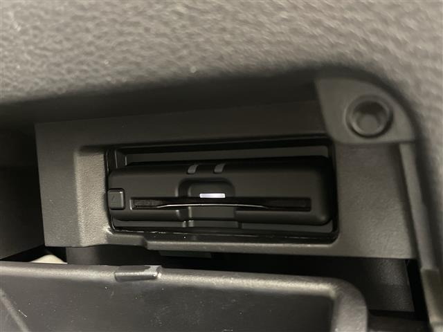 Nissan SERENA 2021 8283857-7