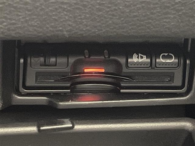 Nissan SERENA 2018 8283864-7