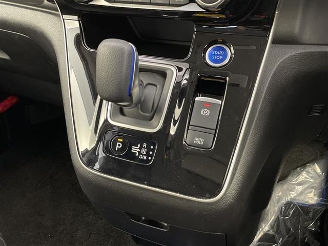 Nissan SERENA 2020 8284003-8