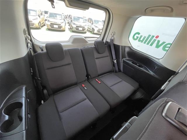 Nissan SERENA 2018 8284017-10