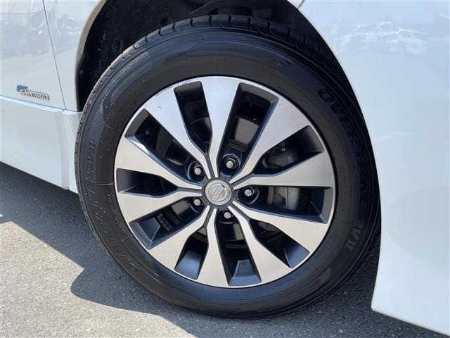 Nissan SERENA 2018 8284017-12