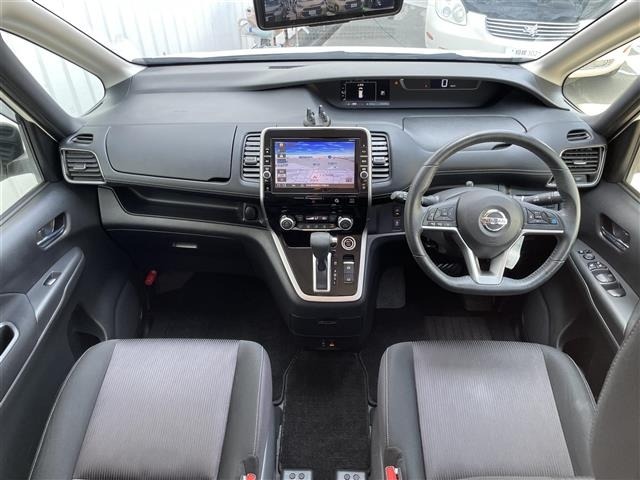 Nissan SERENA 2018 8284017-14