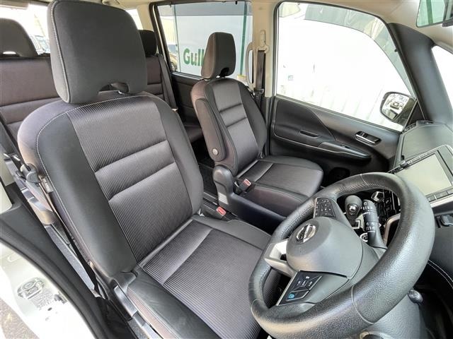 Nissan SERENA 2018 8284017-8