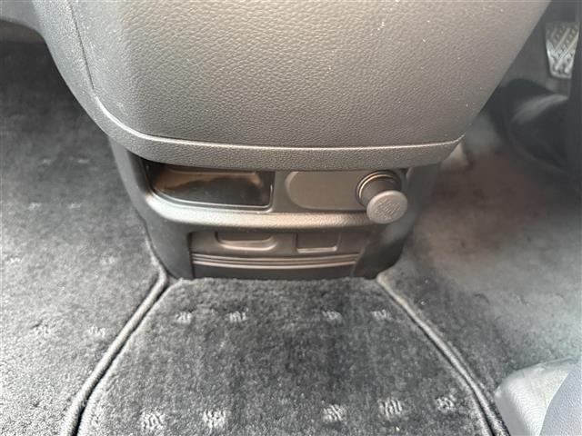 Nissan SERENA 2012 8284180-12