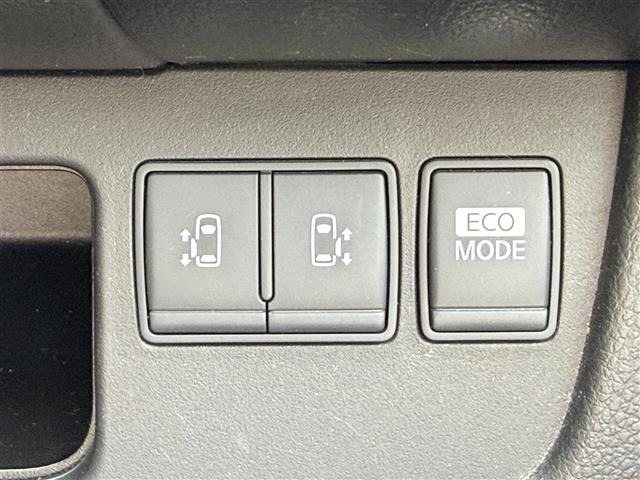 Nissan SERENA 2012 8284180-5