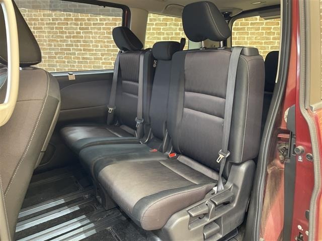 Nissan SERENA 2017 8284184-4