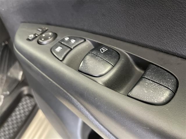 Nissan SERENA 2017 8284298-22