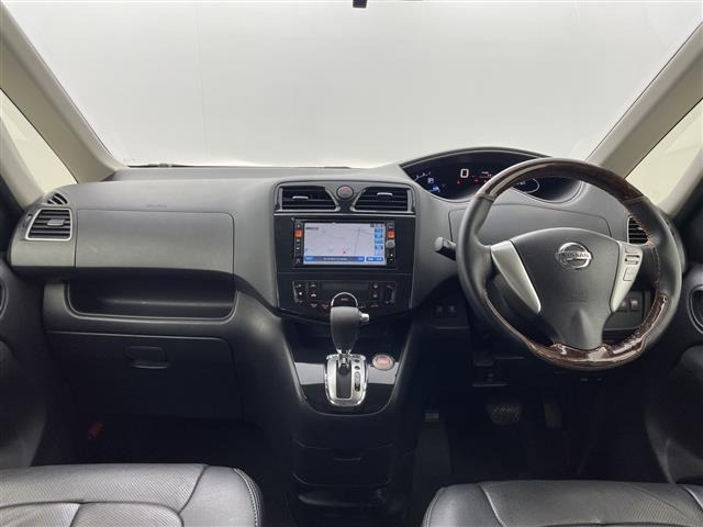 Nissan SERENA 2012 8284476-15