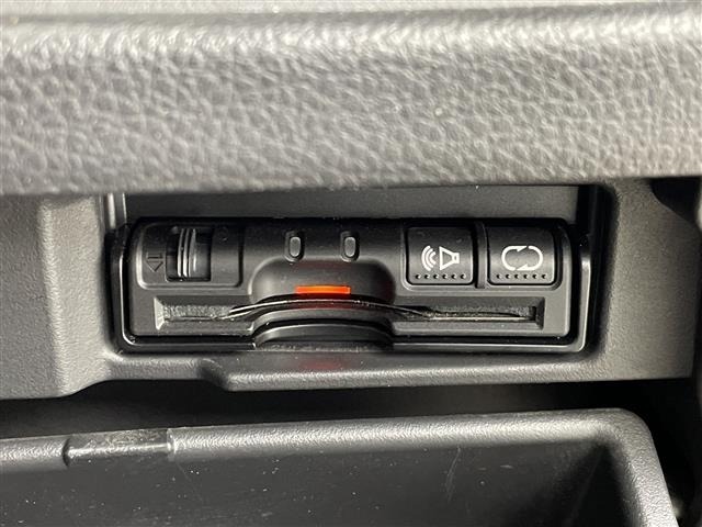 Nissan SERENA 2012 8284476-19