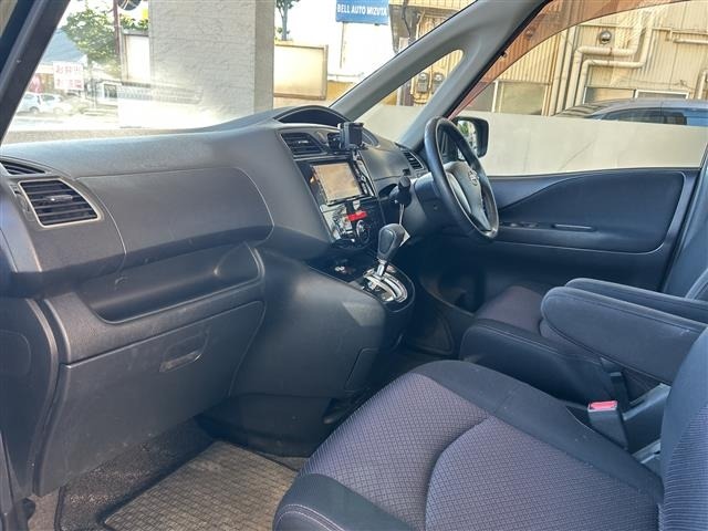 Nissan SERENA 2011 8284566-18