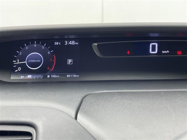 Nissan SERENA 2018 8284801-5