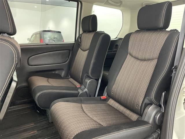 Nissan SERENA 2015 8284827-9