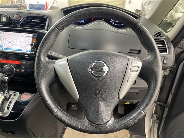 Nissan SERENA 2014 8284905-10