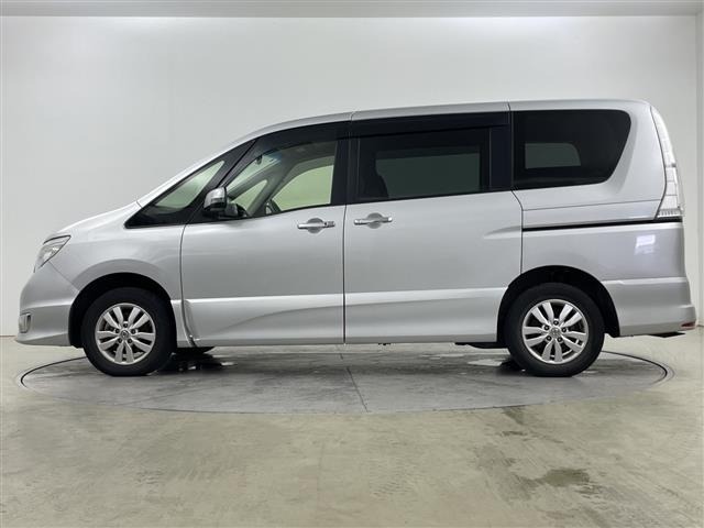 Nissan SERENA 2014 8284905-3