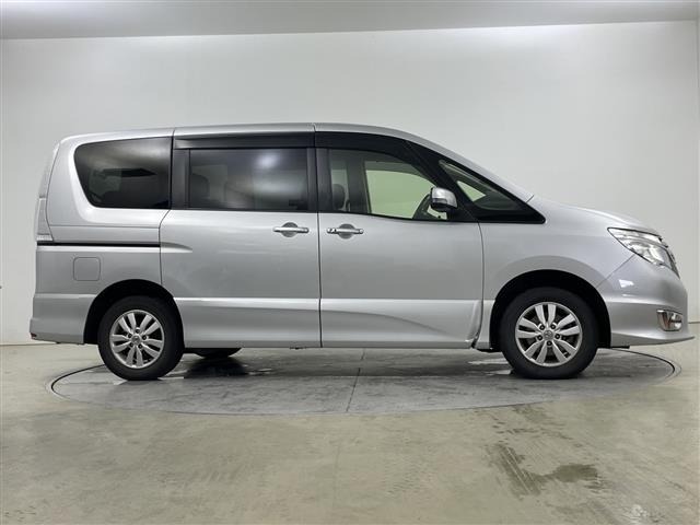 Nissan SERENA 2014 8284905-4