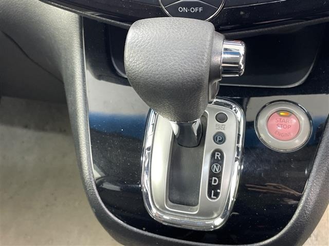 Nissan SERENA 2014 8284905-9