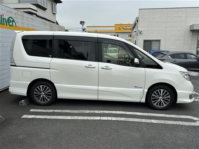 Nissan SERENA 2015 8284966-19