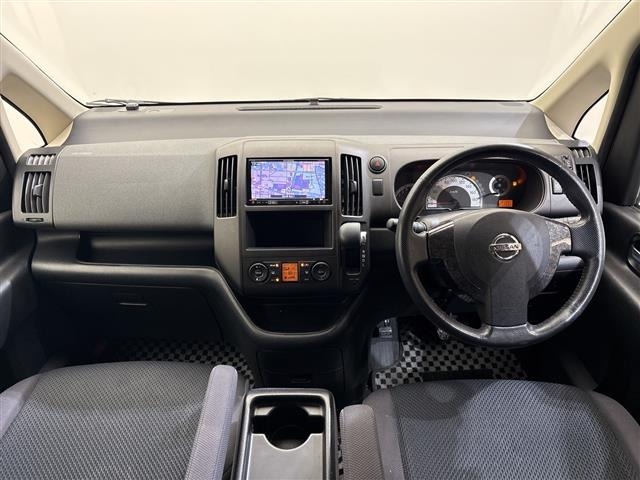 Nissan SERENA 2007 8285098-11
