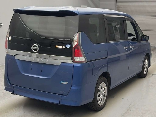 Nissan SERENA 2017 8285171-1