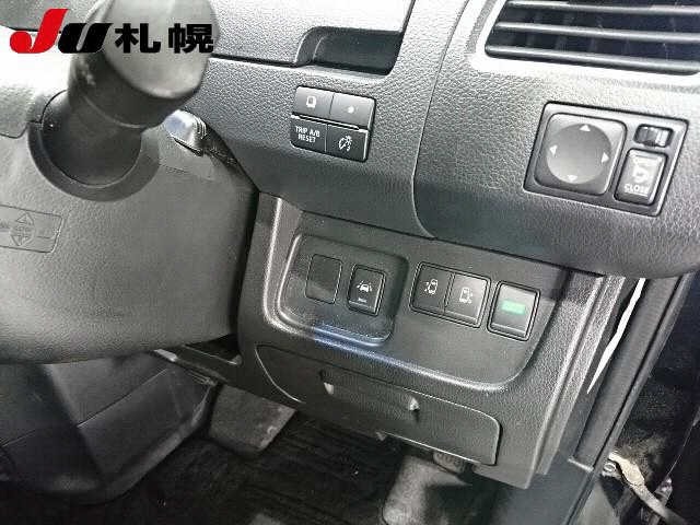 Nissan SERENA 2015 8285192-4
