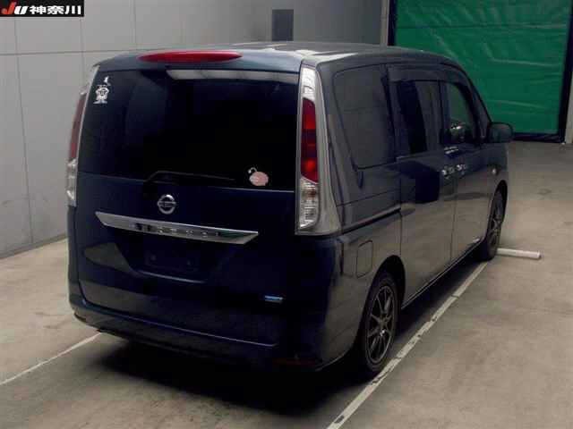Nissan SERENA 2012 8285223-4