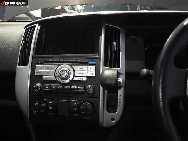 Nissan SERENA 2009 8285224-6