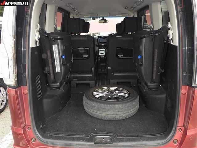 Nissan SERENA 2015 8285261-10