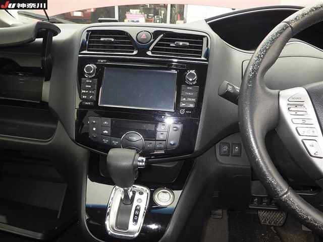 Nissan SERENA 2015 8285261-6