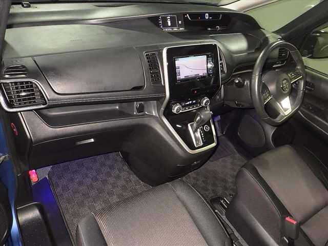 Nissan SERENA 2017 8285273-5