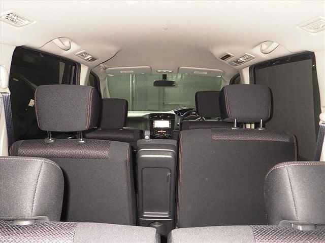 Nissan SERENA 2011 8285298-6