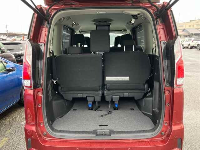 Nissan SERENA 2016 8285300-10