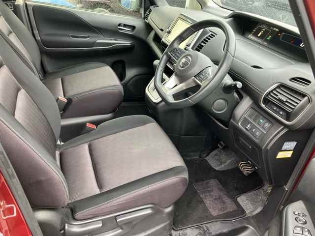 Nissan SERENA 2016 8285300-7