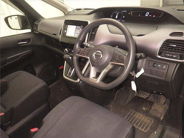 Nissan SERENA 2018 8285510-3