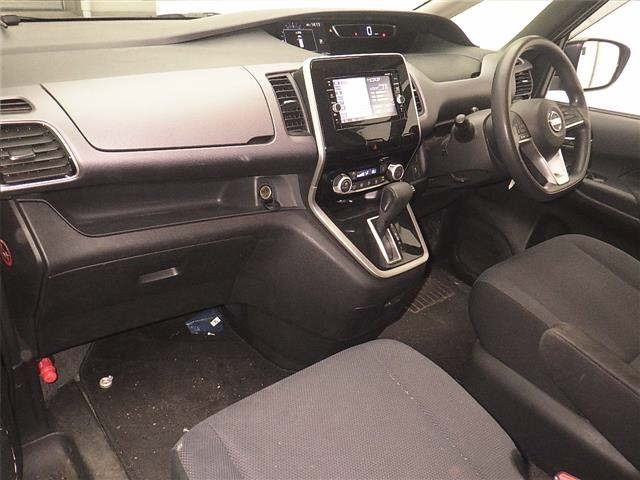 Nissan SERENA 2018 8285510-4