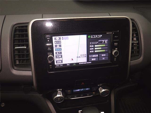 Nissan SERENA 2018 8285510-6