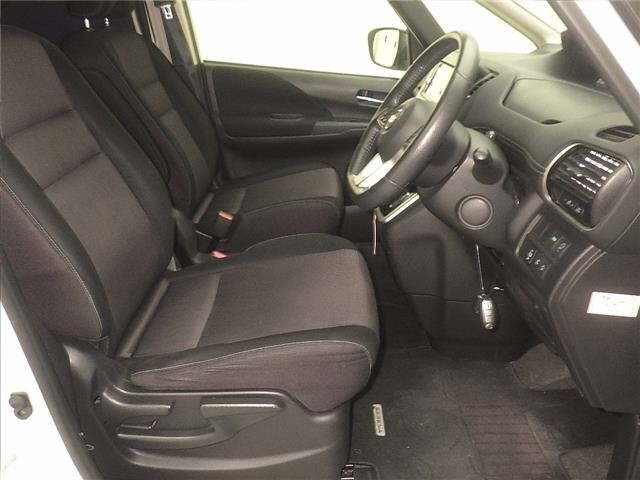 Nissan SERENA 2018 8285521-5