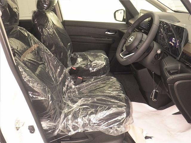 Nissan SERENA 2026 8285589-5