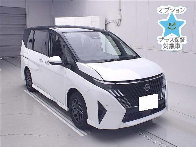 Nissan SERENA 2026 8285611-0